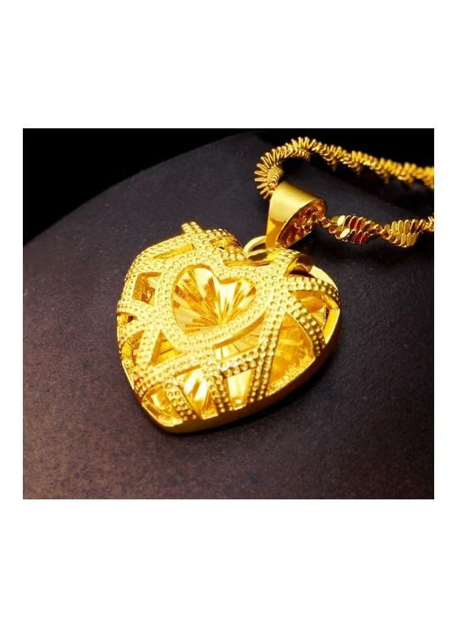Gold Heart Shape Pendant Necklace | قلادة ذهبية على شكل قلب