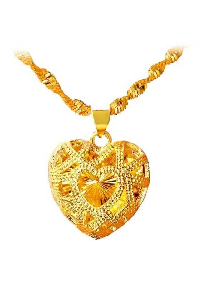 Gold Heart Shape Pendant Necklace | قلادة ذهبية على شكل قلب
